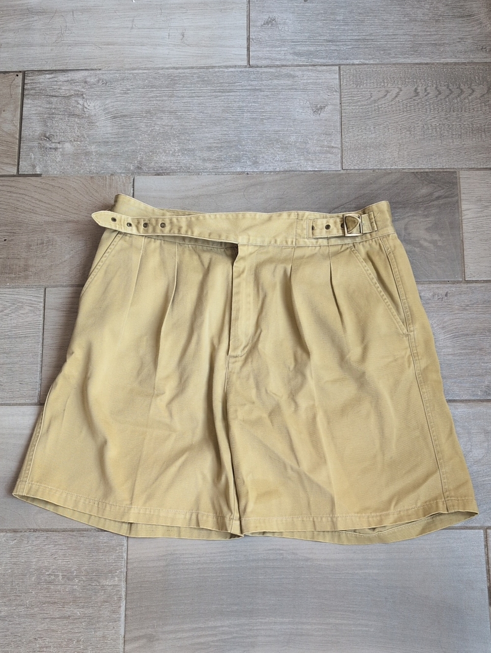 Willis & Geiger Men's Bush Poplin Ghurka Pleated Belted Shorts - Khaki, 34 Waist